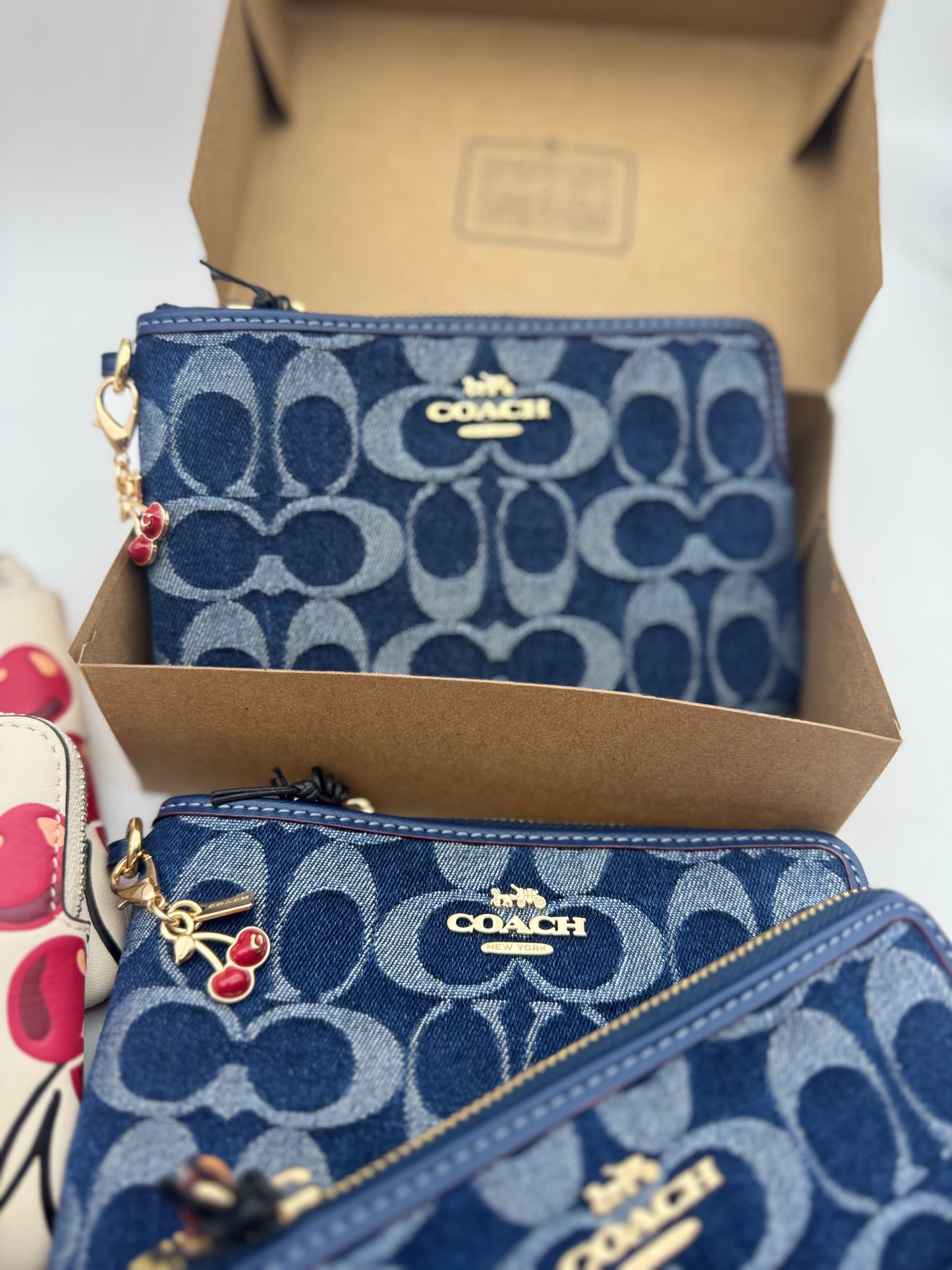 Wrislet Denim Coach