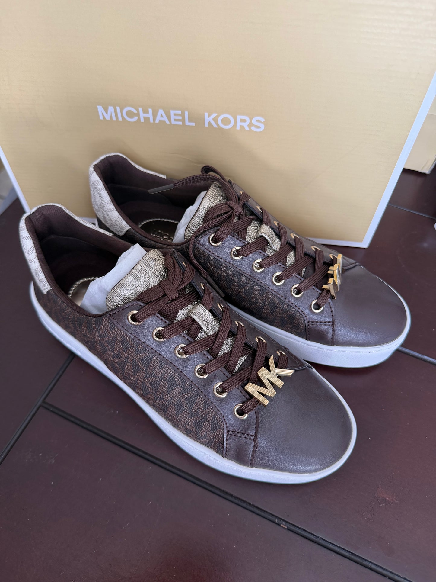 Mk Poppy Lace #6.5 USA