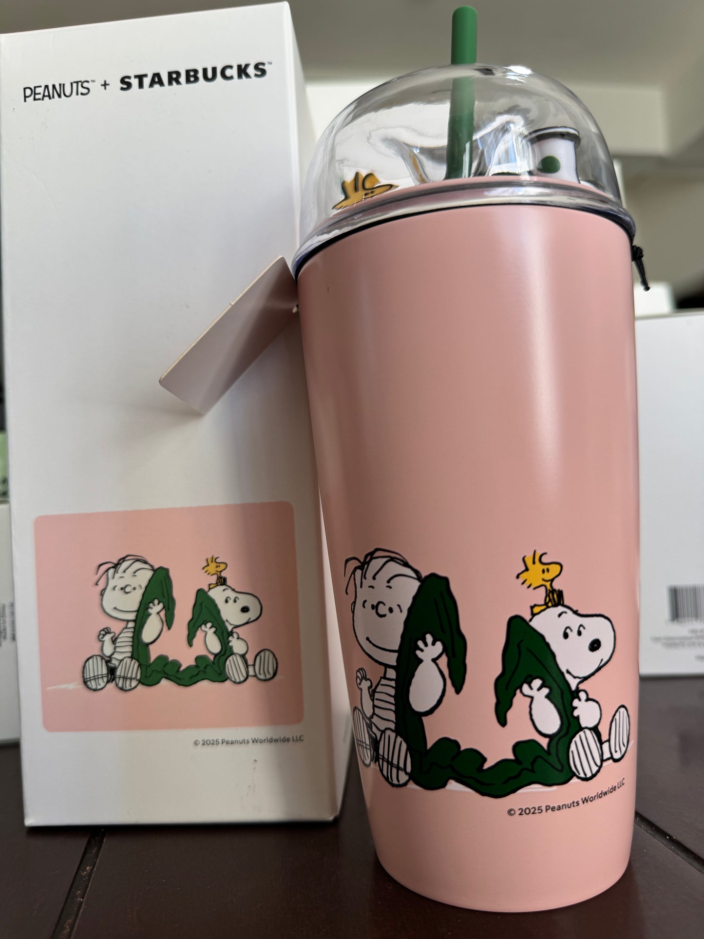 Peanuts x Starbucks