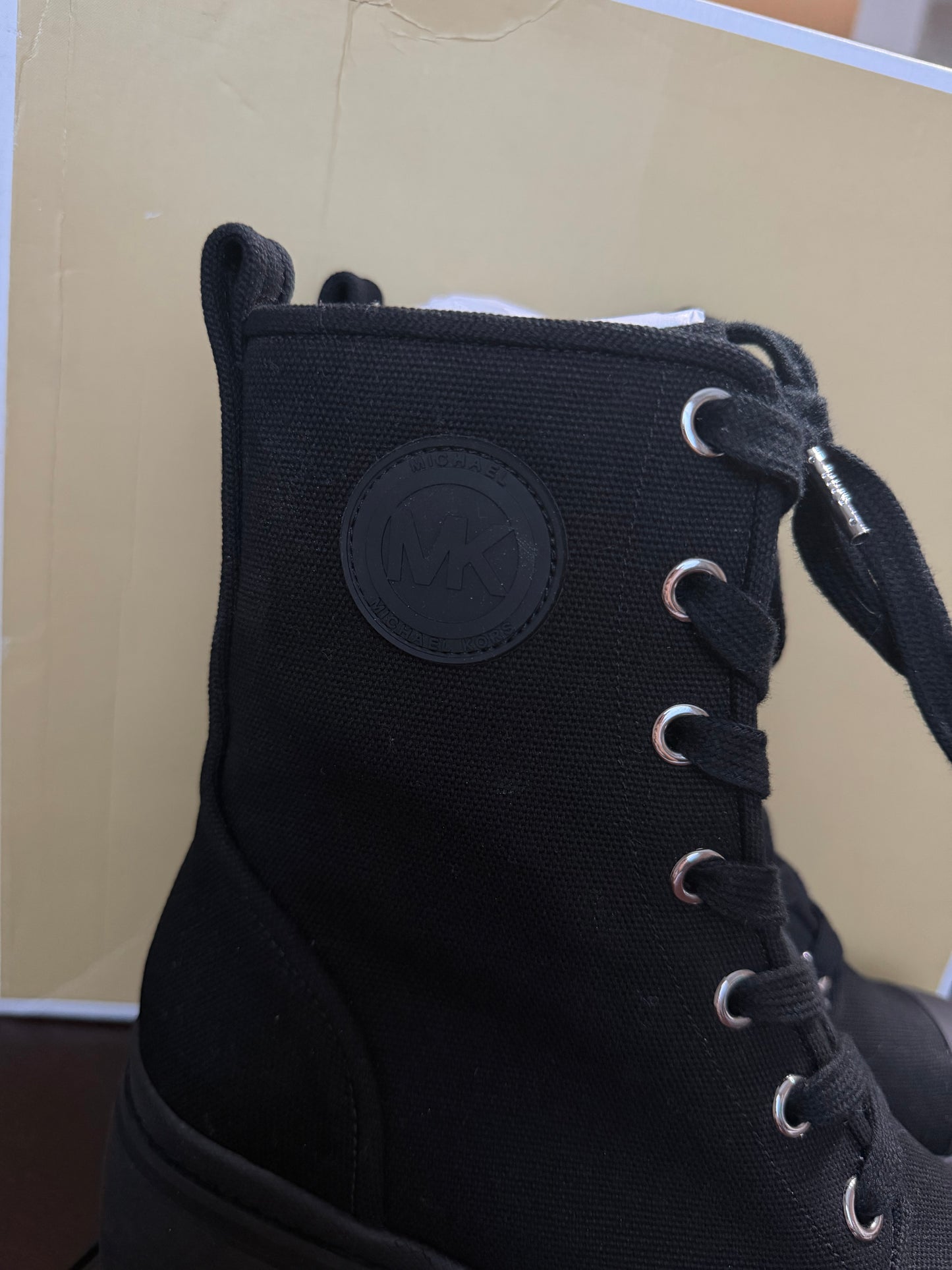 Michael Kors #7.5
