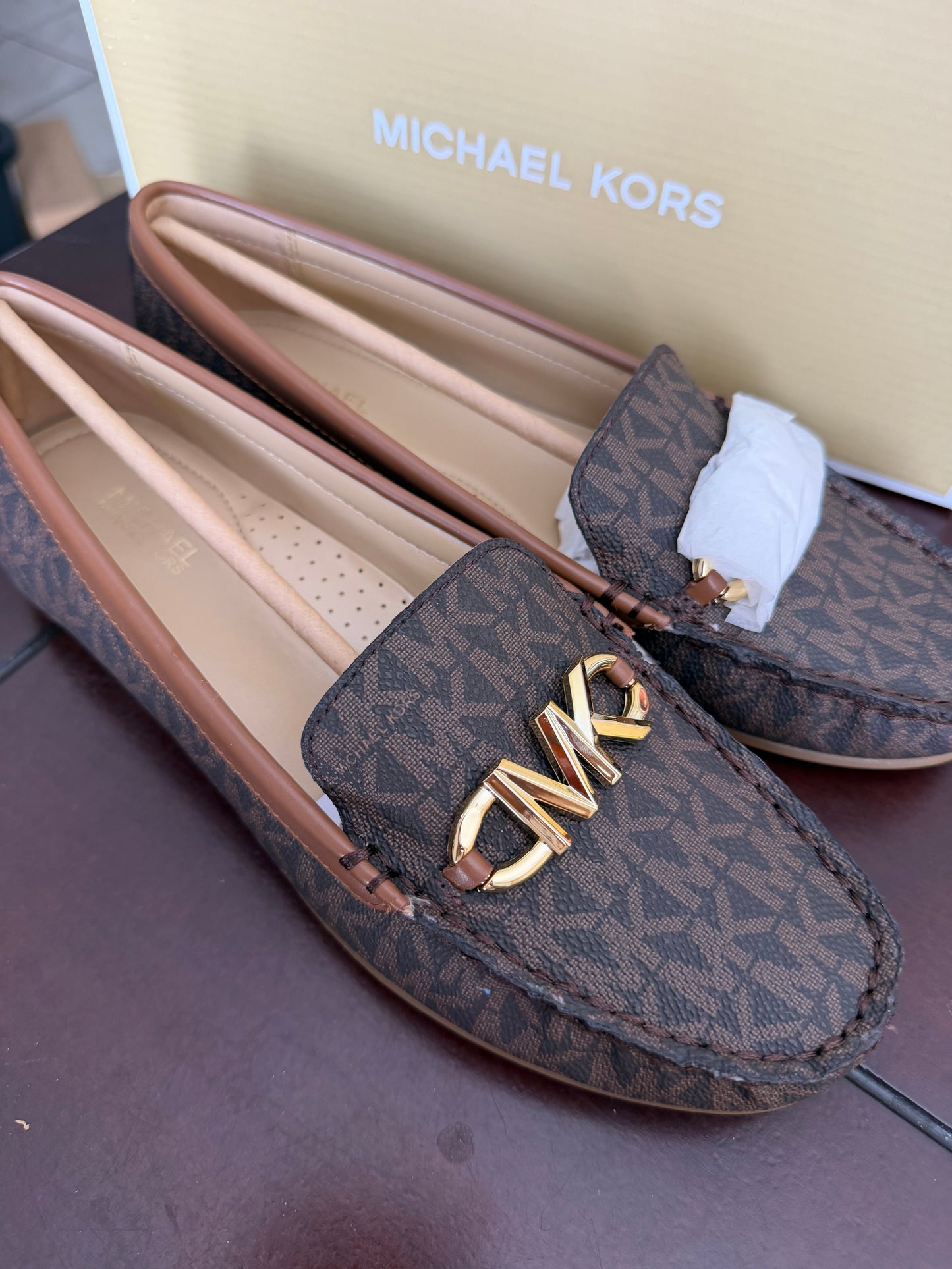 Coach #7.5 usa