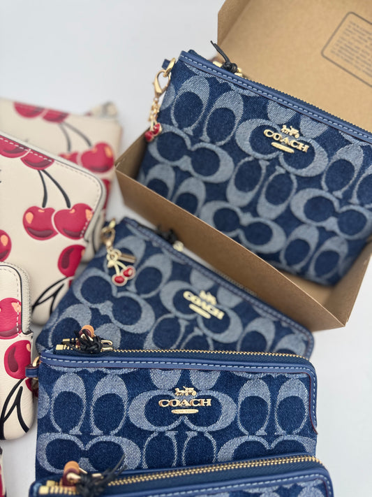 Wrislet Denim Coach