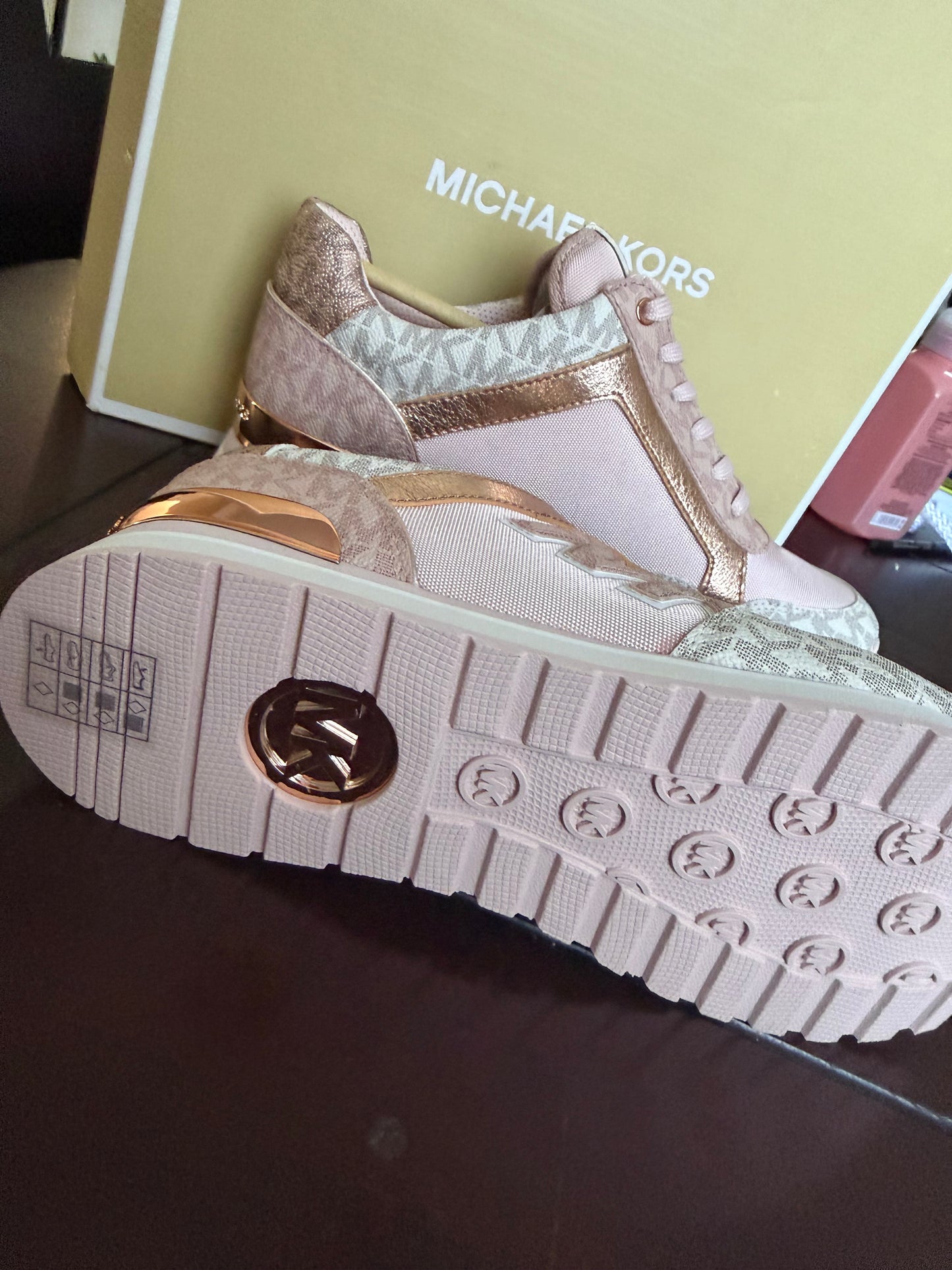 Michael Kors #8.5 USA