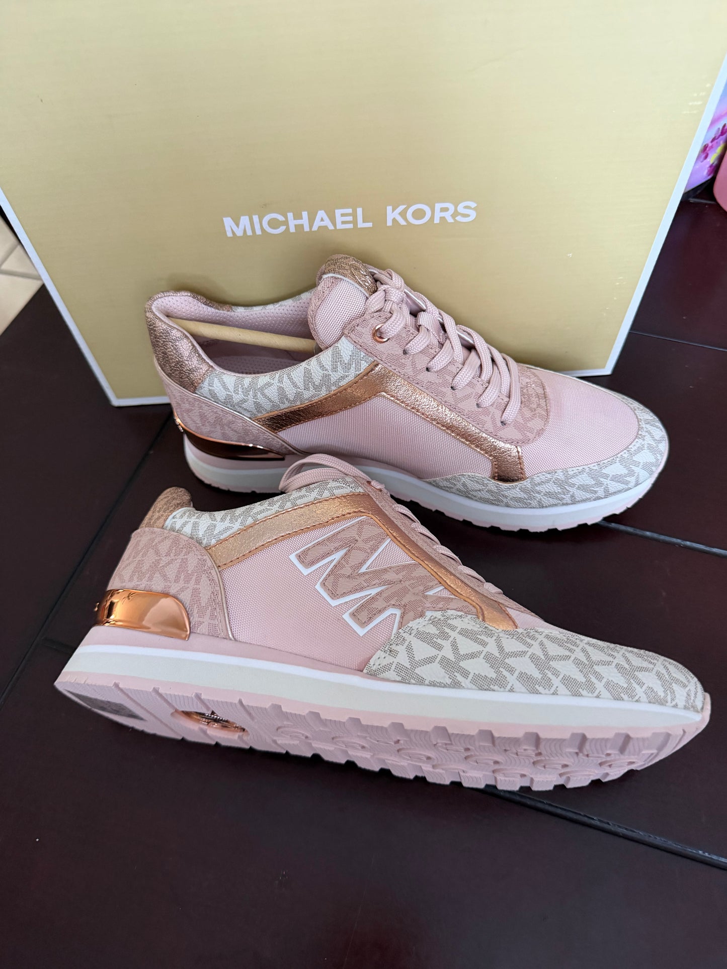 Michael Kors #8.5 USA