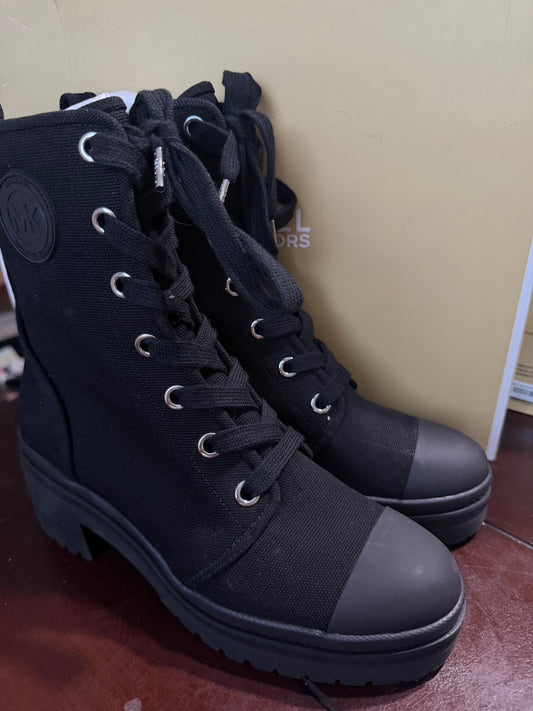 Michael Kors #7.5