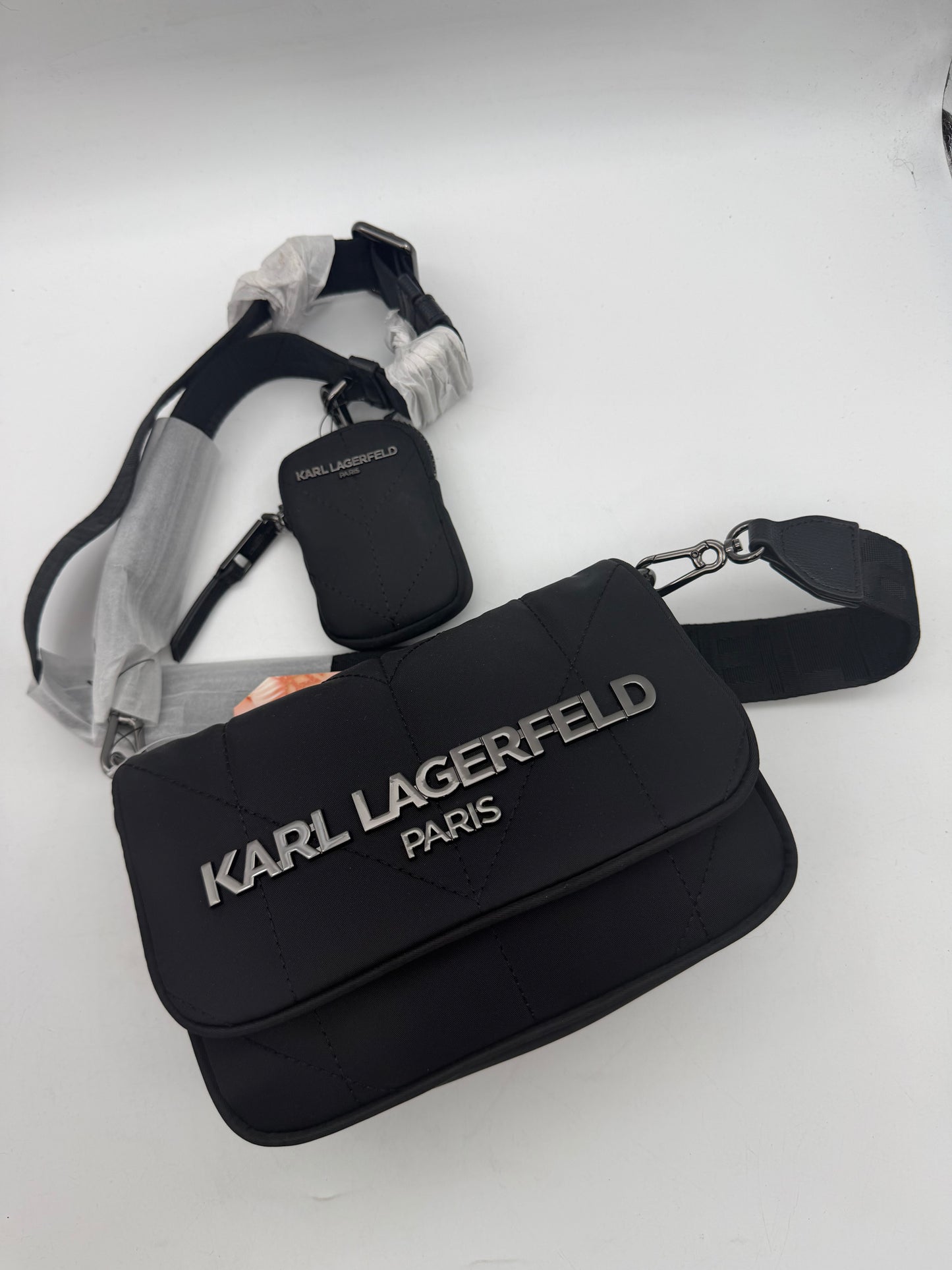 KARL  LAGERFELD