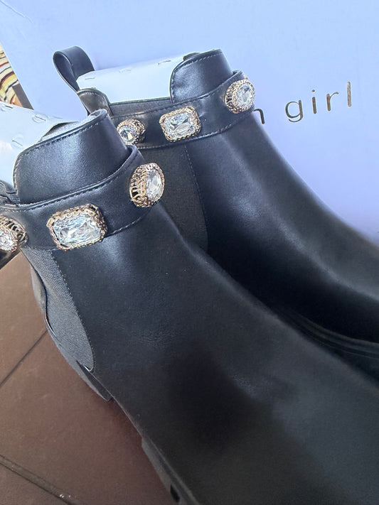 Steve Madden #8.5 USA