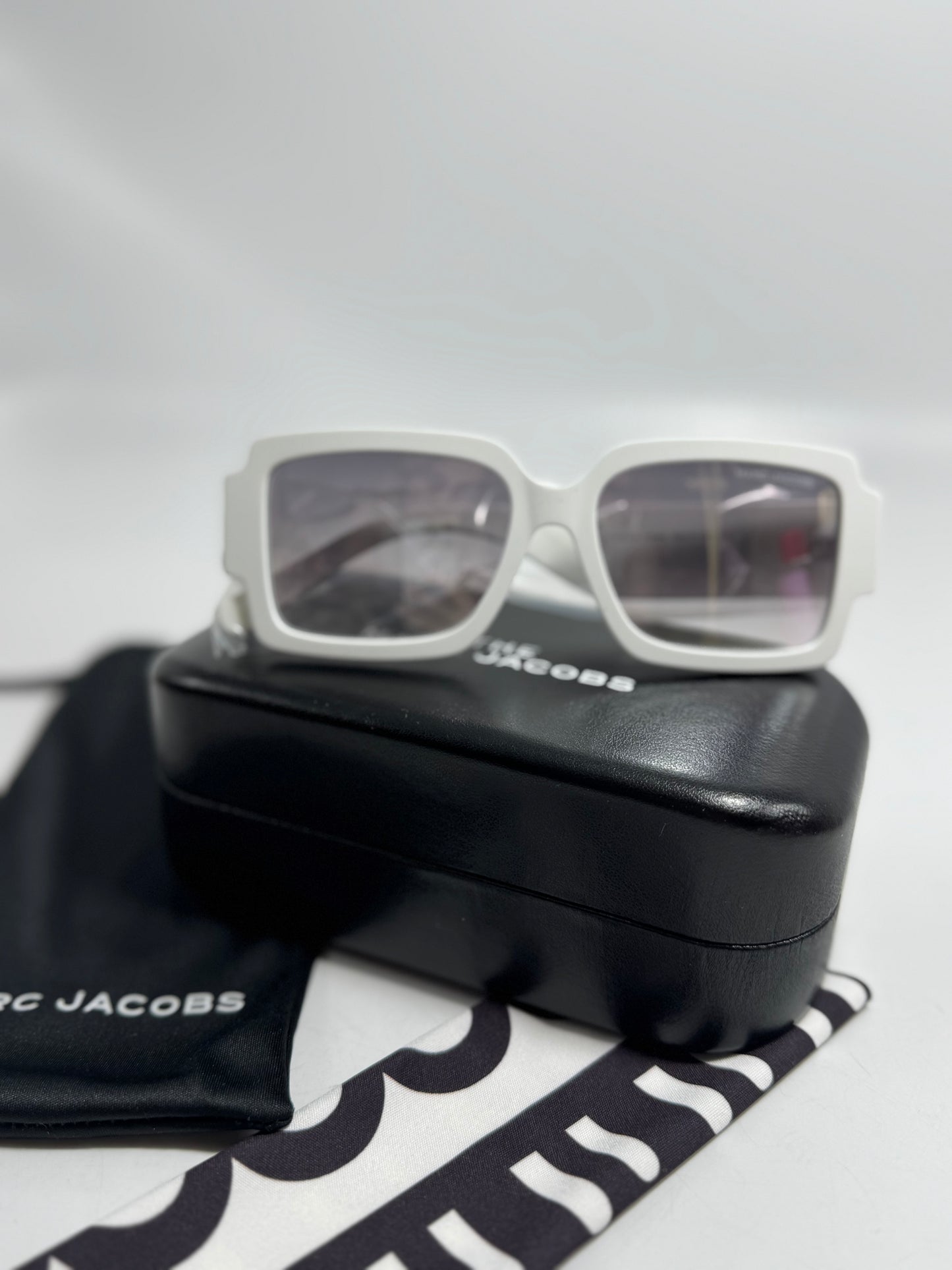 Marc Jacobs Sunglases