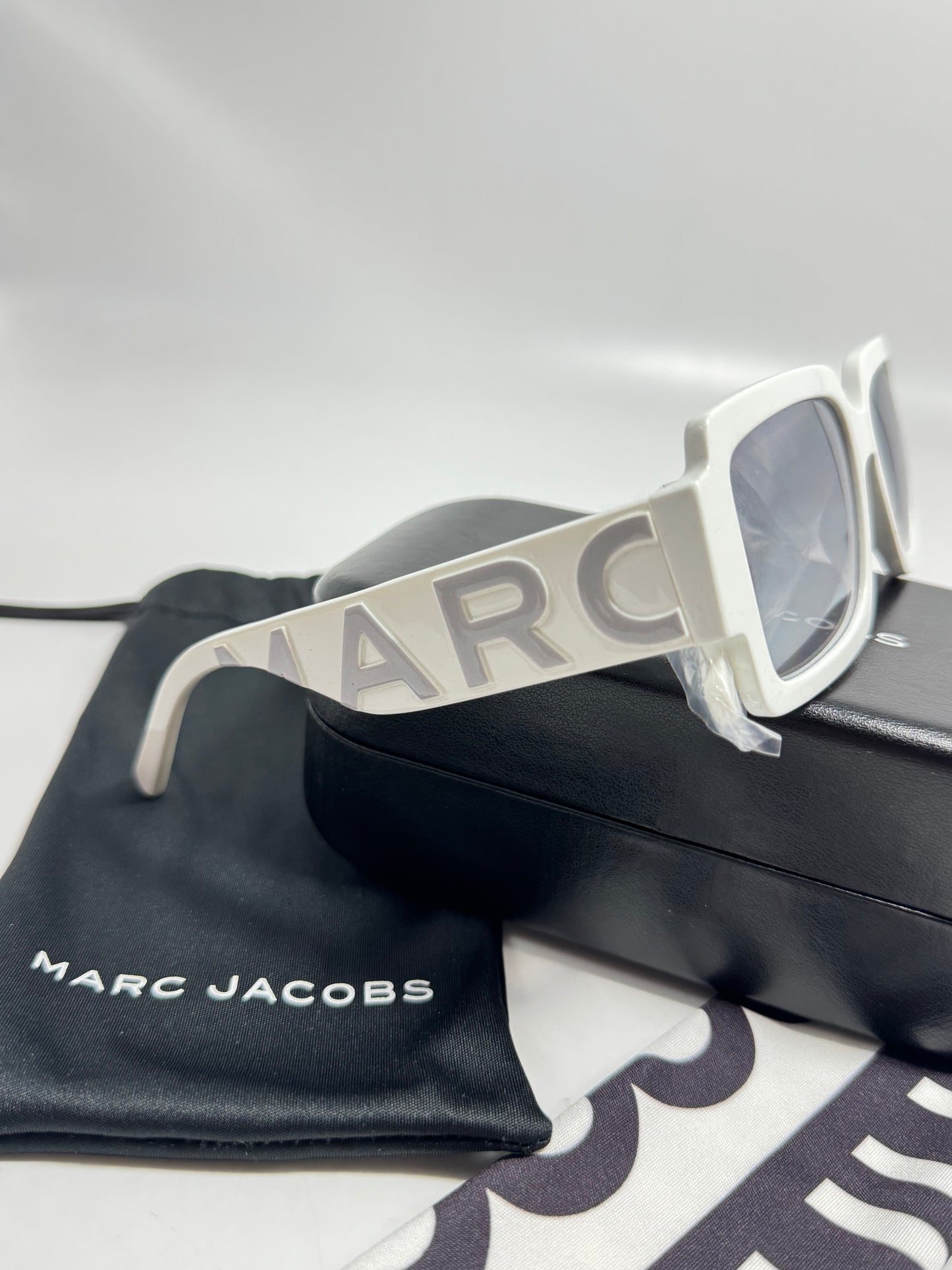Marc Jacobs Sunglases